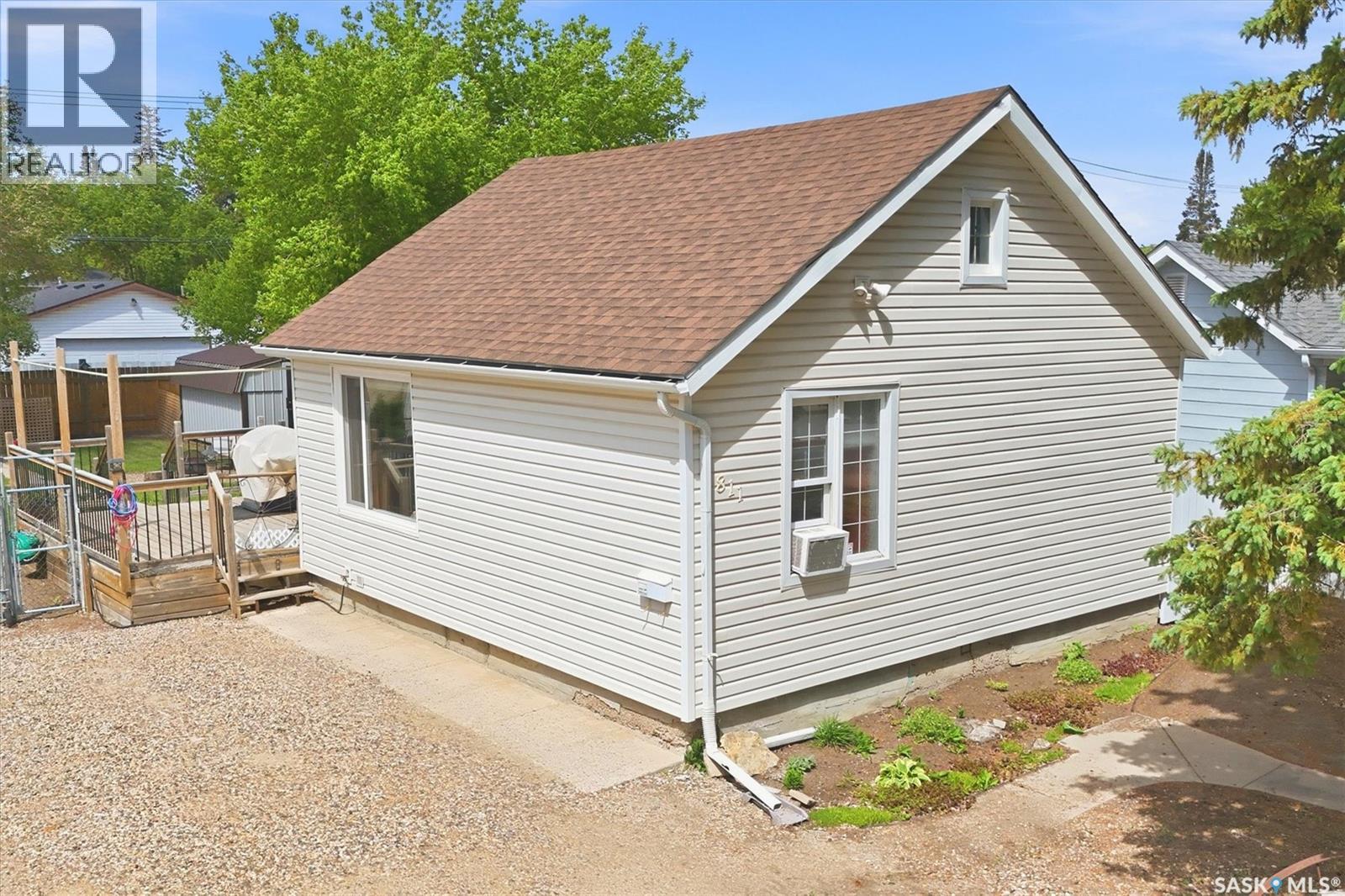 811 O Avenue S, Saskatoon, Saskatchewan  S7M 2S6 - Photo 1 - SK038056