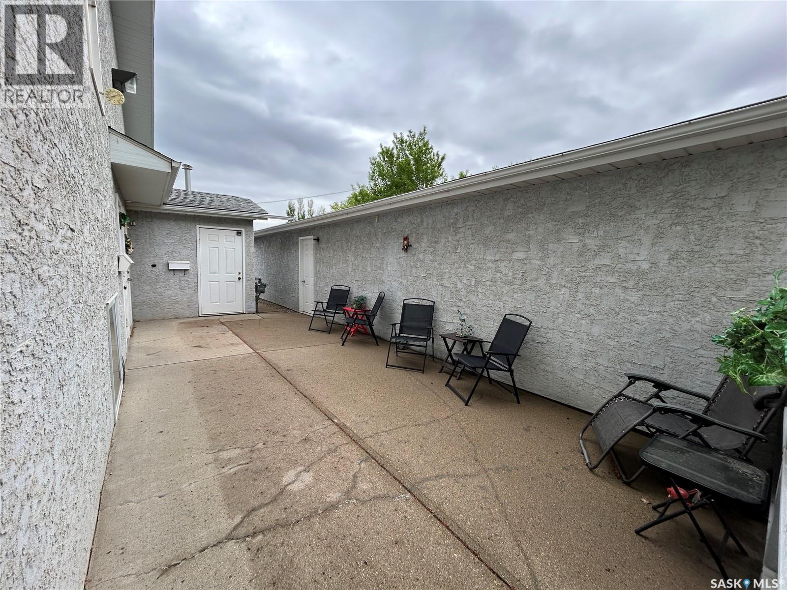 202 739 10th Street, Humboldt, Saskatchewan  S0K 2A0 - Photo 28 - SK037961