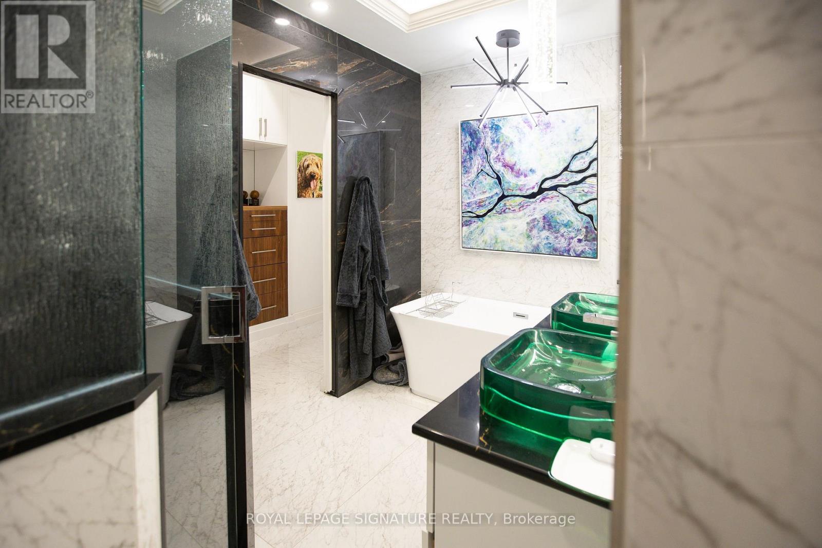 1801 - 900 Mt Pleasant Road, Toronto, Ontario  M4P 3J9 - Photo 13 - C13235930