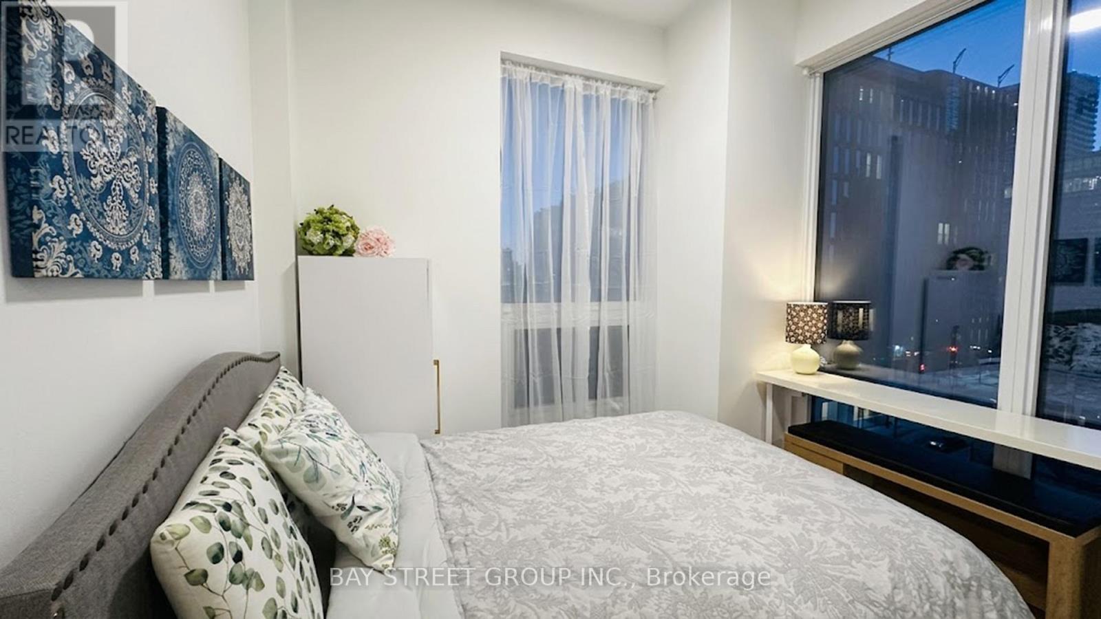 2911 - 100 Queen St E Street, Toronto, Ontario  M5C 0B5 - Photo 25 - C13235952