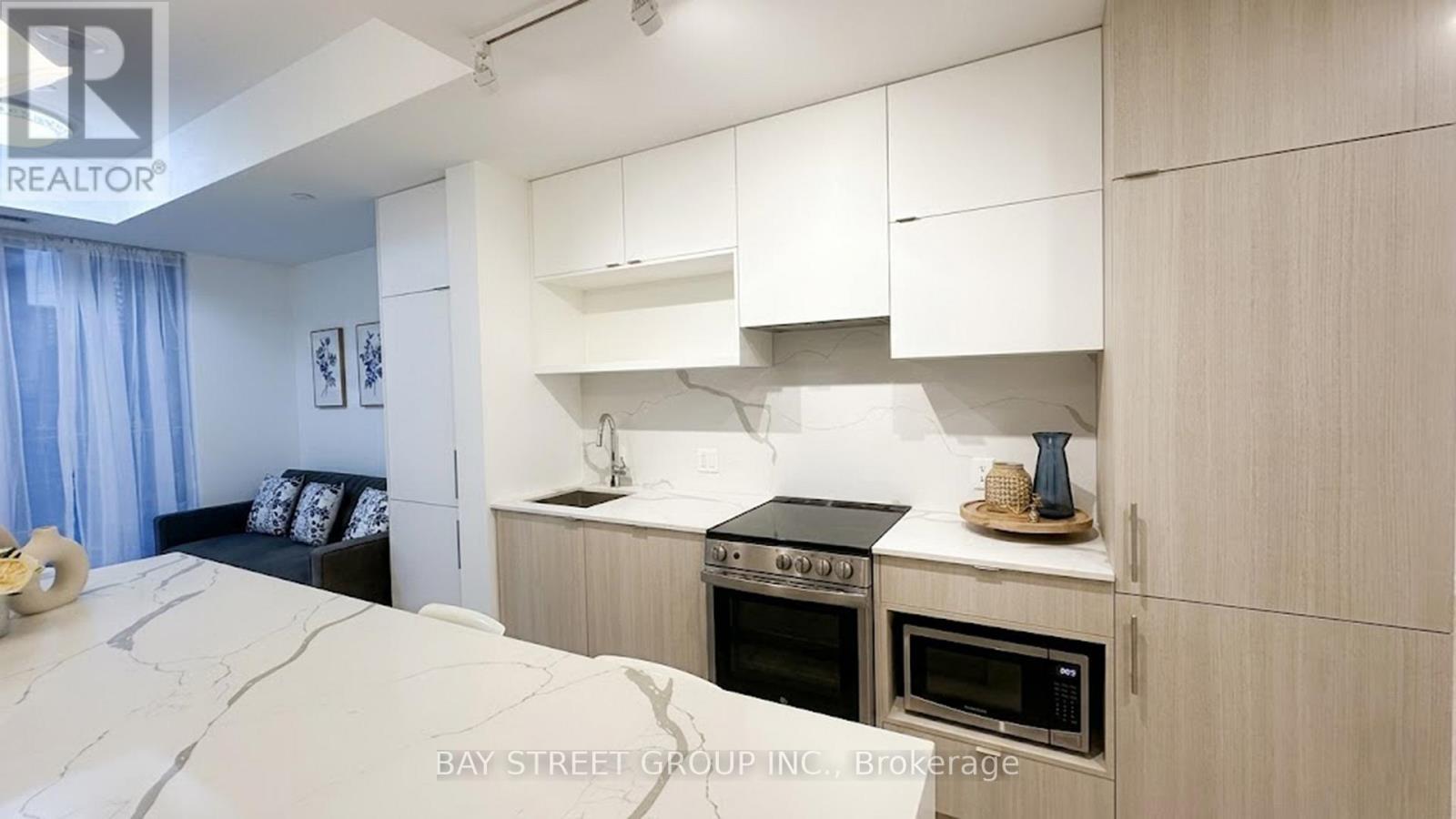 2911 - 100 Queen St E Street, Toronto, Ontario  M5C 0B5 - Photo 3 - C13235952