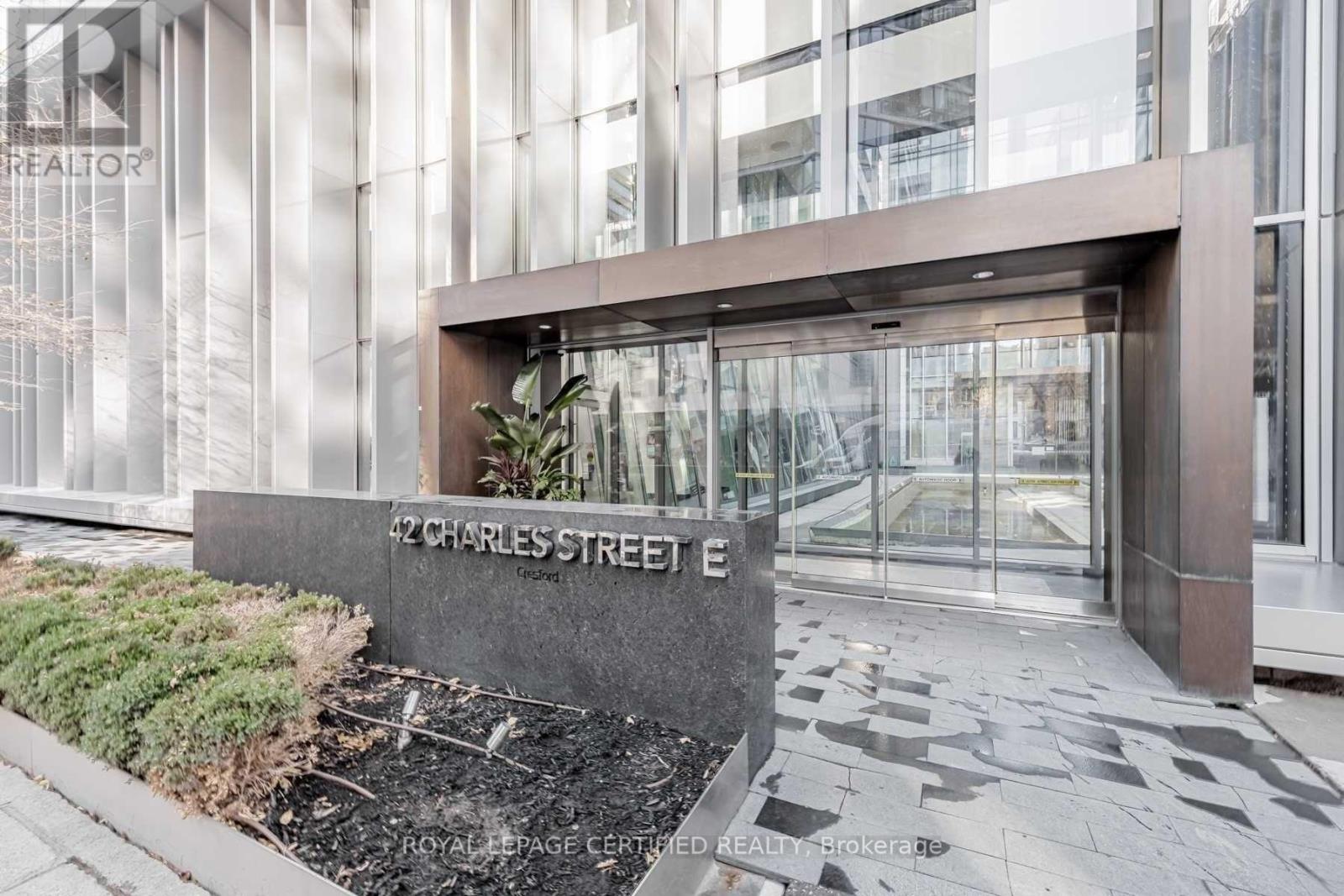 702 - 42 CHARLES STREET, Toronto, Ontario