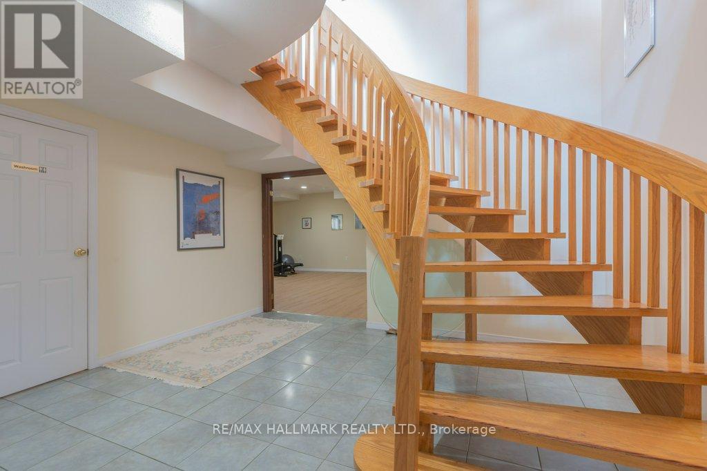 13 Ballyconnor Court, Toronto, Ontario  M2M 4C5 - Photo 34 - C13236036