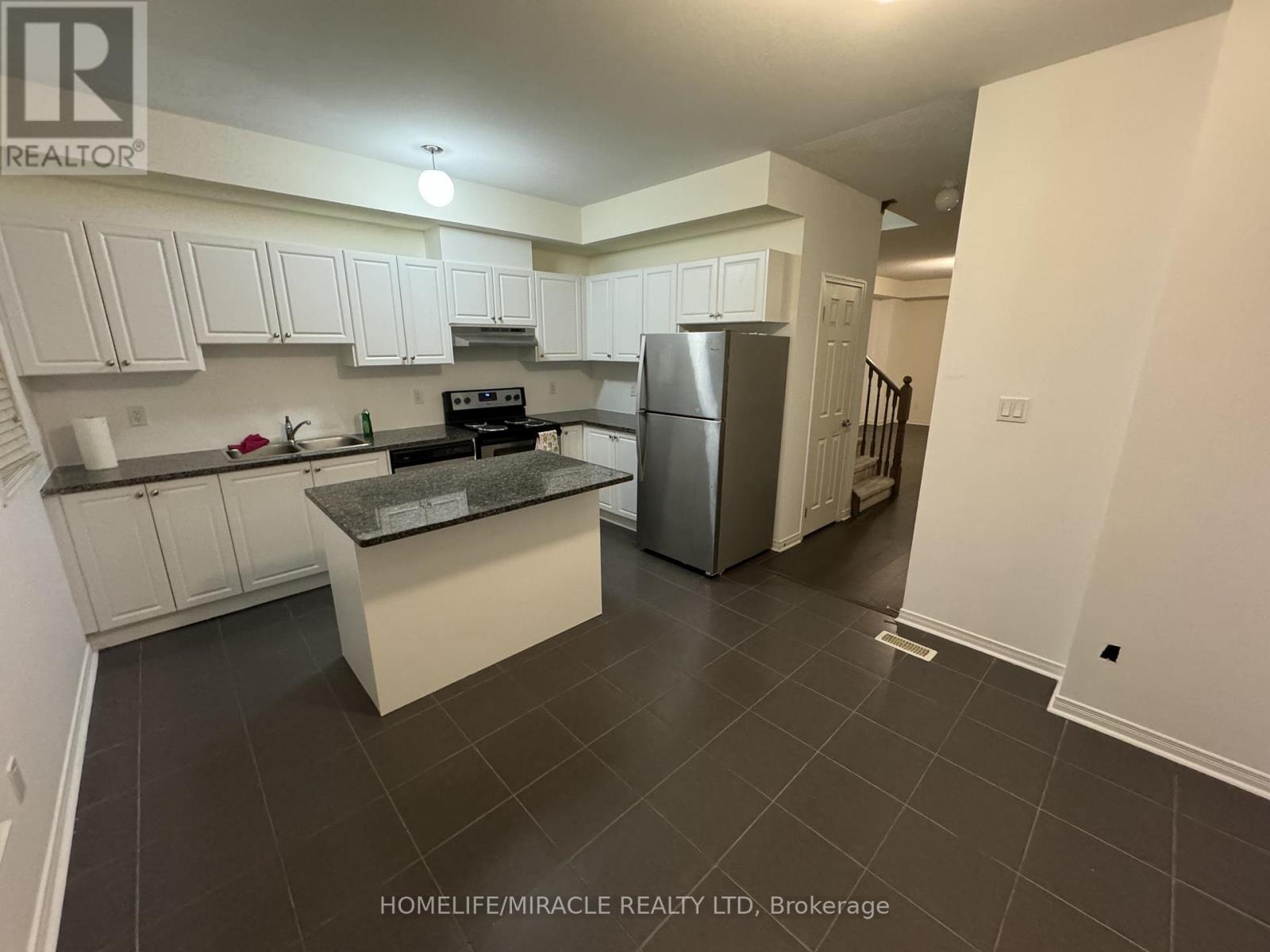 70 Harwood Avenue N, Ajax, Ontario  L1T 0P4 - Photo 13 - E13235794