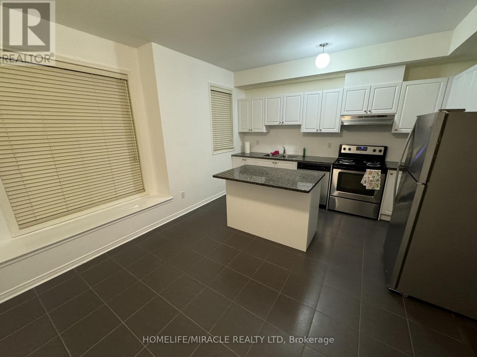 70 Harwood Avenue N, Ajax, Ontario  L1T 0P4 - Photo 14 - E13235794