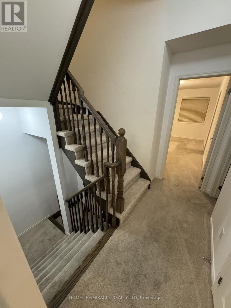 70 Harwood Avenue N, Ajax, Ontario  L1T 0P4 - Photo 18 - E13235794