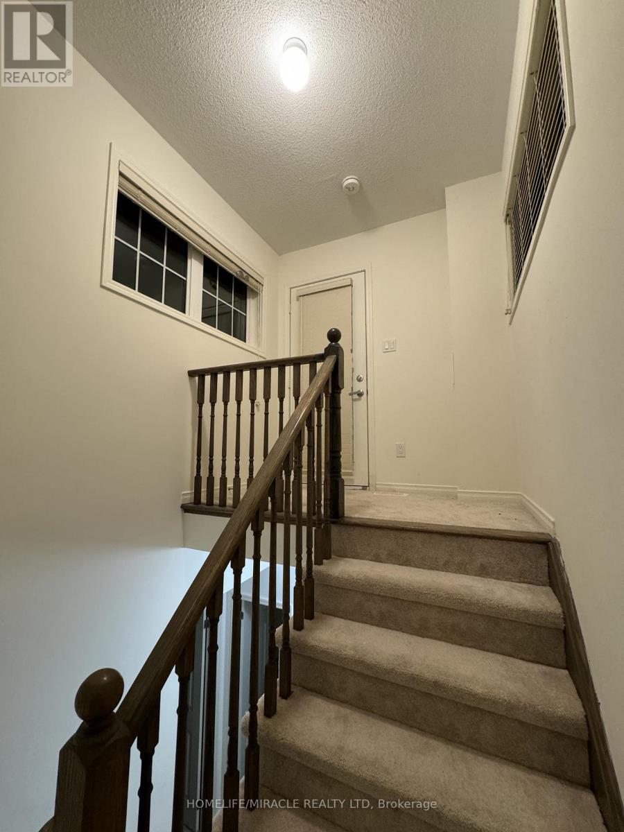 70 Harwood Avenue N, Ajax, Ontario  L1T 0P4 - Photo 29 - E13235794