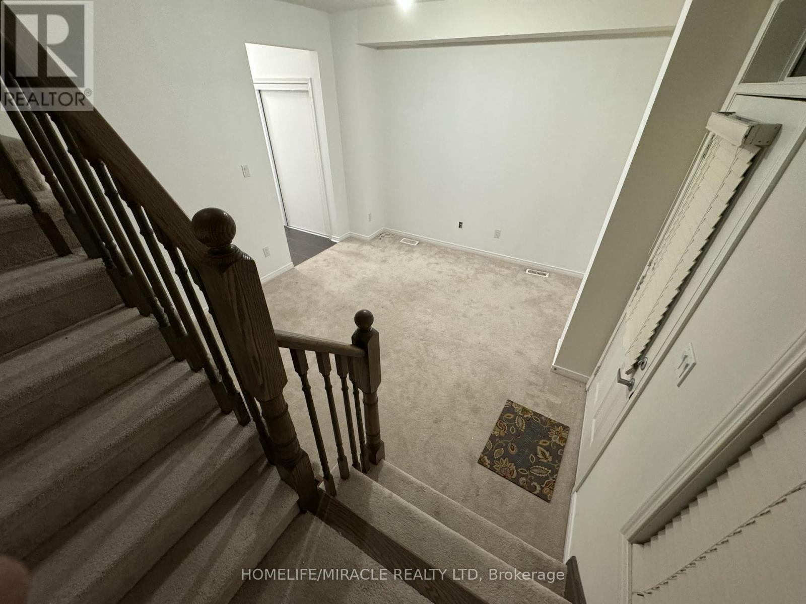 70 Harwood Avenue N, Ajax, Ontario  L1T 0P4 - Photo 7 - E13235794
