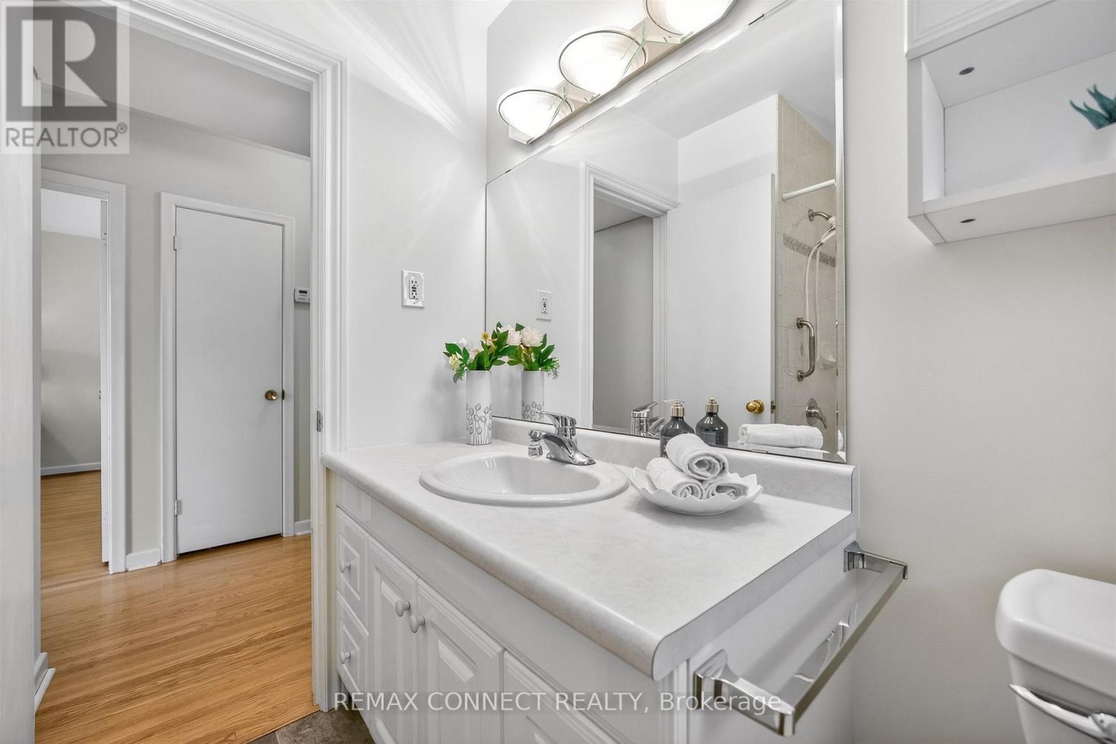 6 Faraday Drive, Toronto, Ontario  M1H 2S1 - Photo 12 - E13235804