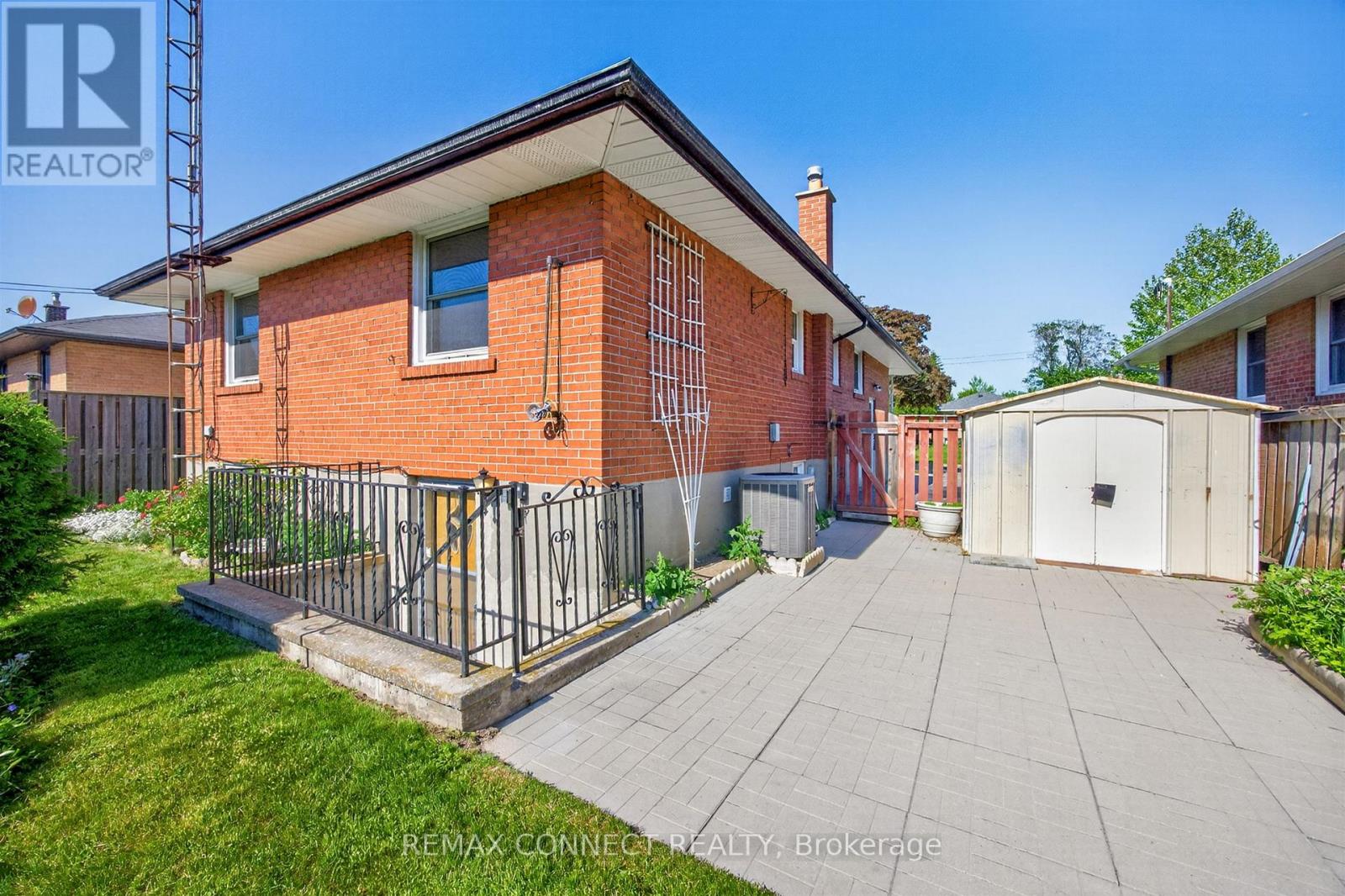 6 Faraday Drive, Toronto, Ontario  M1H 2S1 - Photo 18 - E13235804