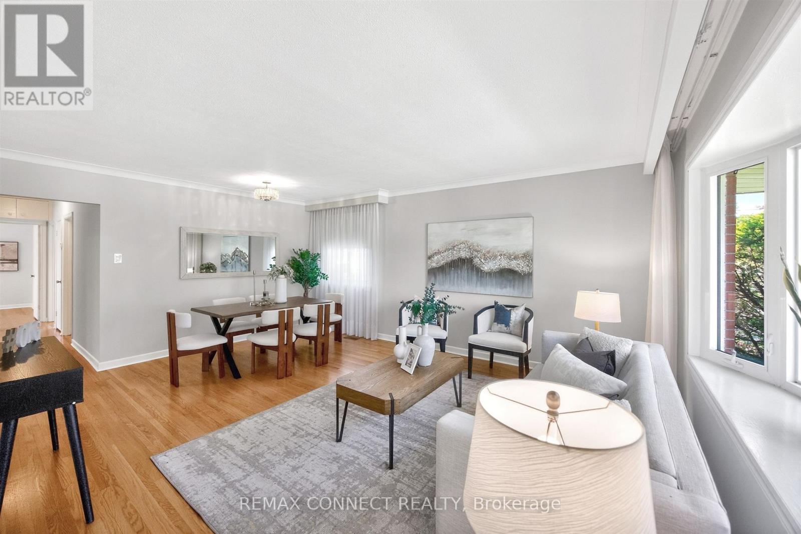 6 Faraday Drive, Toronto, Ontario  M1H 2S1 - Photo 3 - E13235804