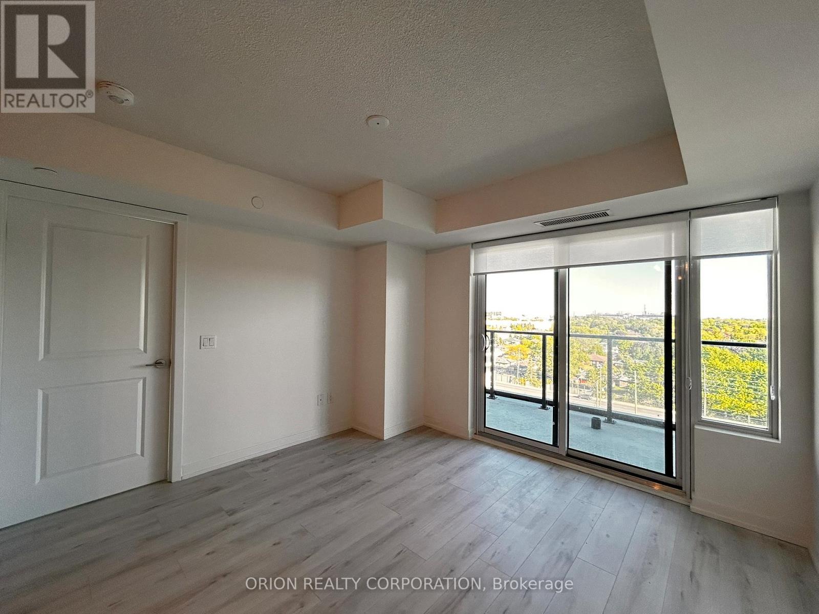 904 - 1435 Celebration Drive, Pickering, Ontario  L1W 0C4 - Photo 9 - E13236070