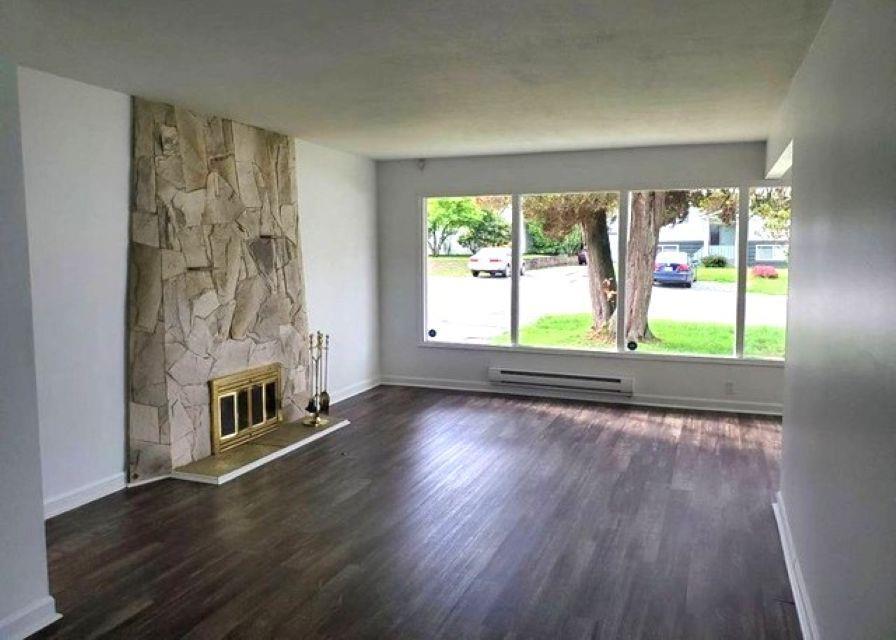 11044 Oriole Drive, Surrey, British Columbia  V3R 5A6 - Photo 3 - R3130998