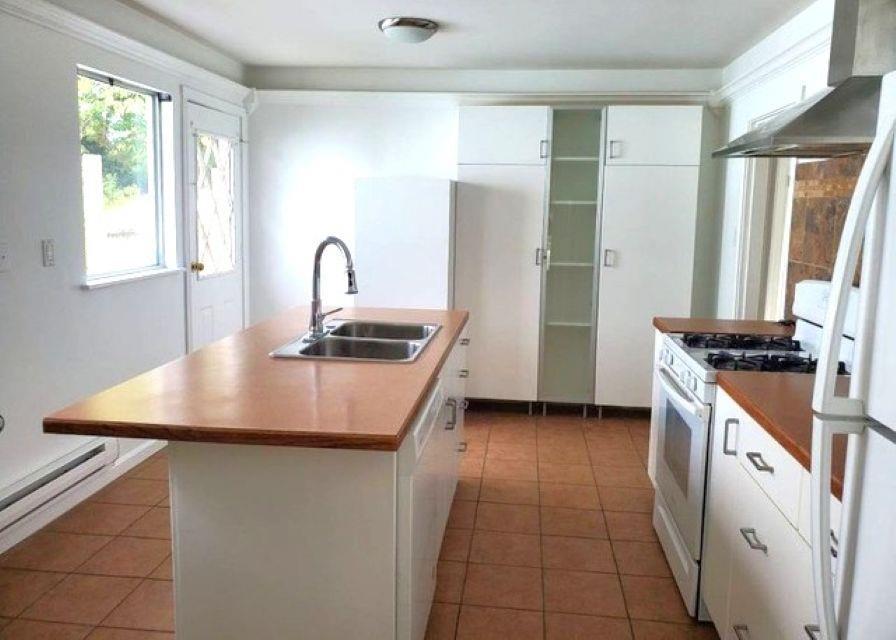 11044 Oriole Drive, Surrey, British Columbia  V3R 5A6 - Photo 6 - R3130998