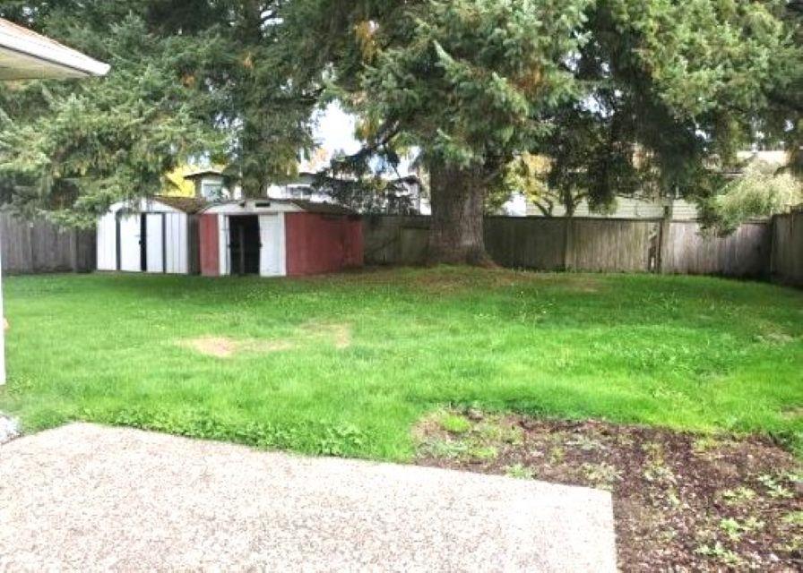 11044 Oriole Drive, Surrey, British Columbia  V3R 5A6 - Photo 12 - R3130998