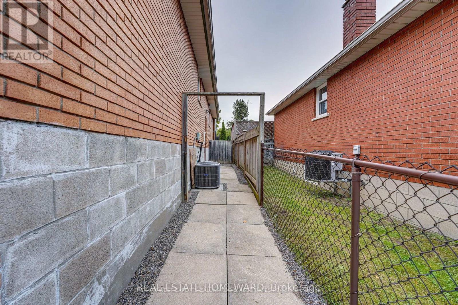 Lower - 77 Toronto Street, Bradford West Gwillimbury, Ontario  L3Z 1N7 - Photo 10 - N13235912