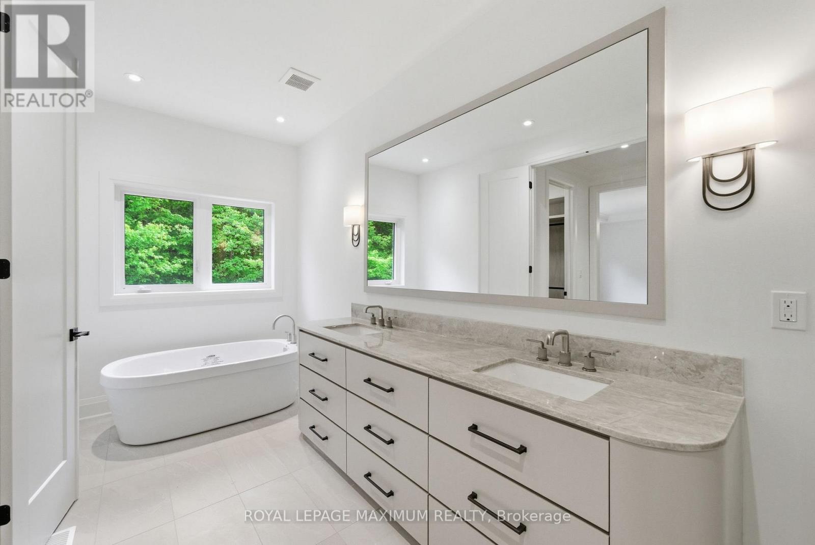 19 Donsgrove Court, Vaughan, Ontario  L4J 9A1 - Photo 26 - N13236072