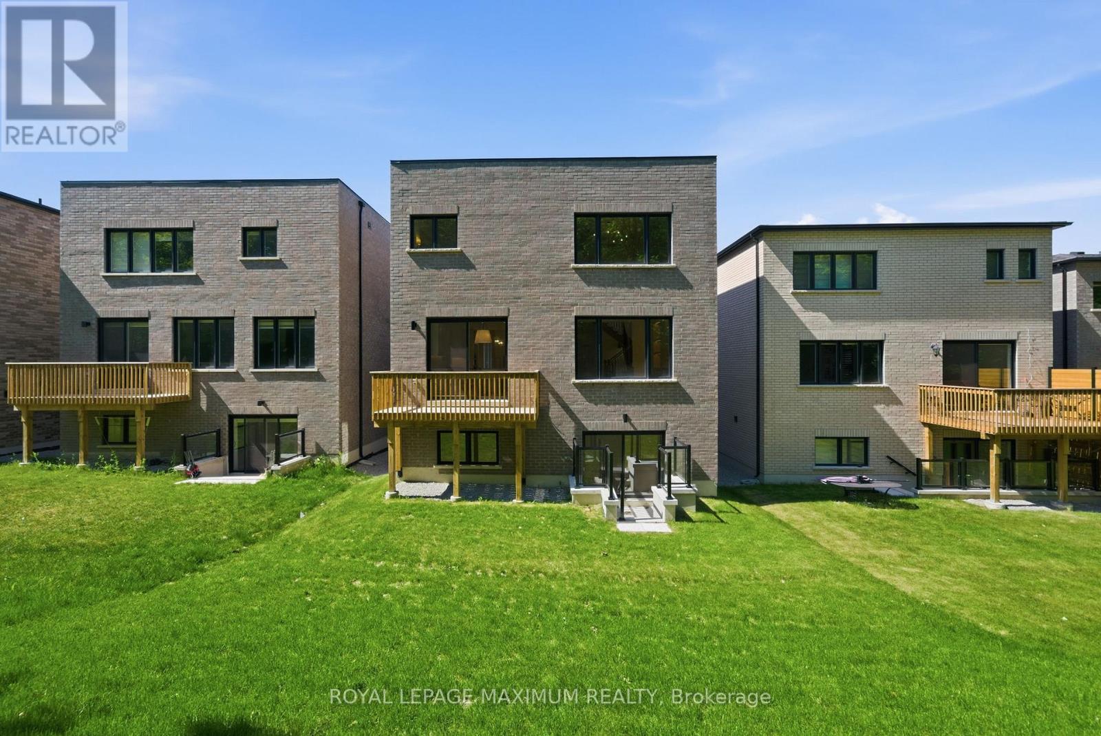 19 Donsgrove Court, Vaughan, Ontario  L4J 9A1 - Photo 45 - N13236072