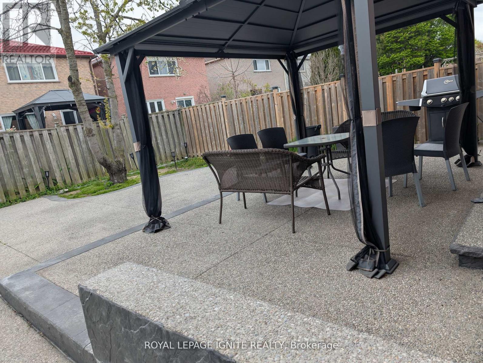 98 Chloe Crescent N, Markham, Ontario  L3S 2H7 - Photo 25 - N13236128