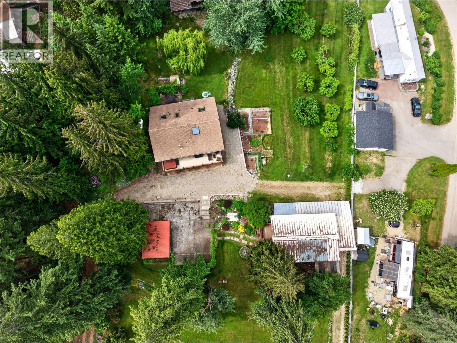2030 Solsqua-Sicamous Road, Sicamous, British Columbia  V0E 2V4 - Photo 5 - 10389511