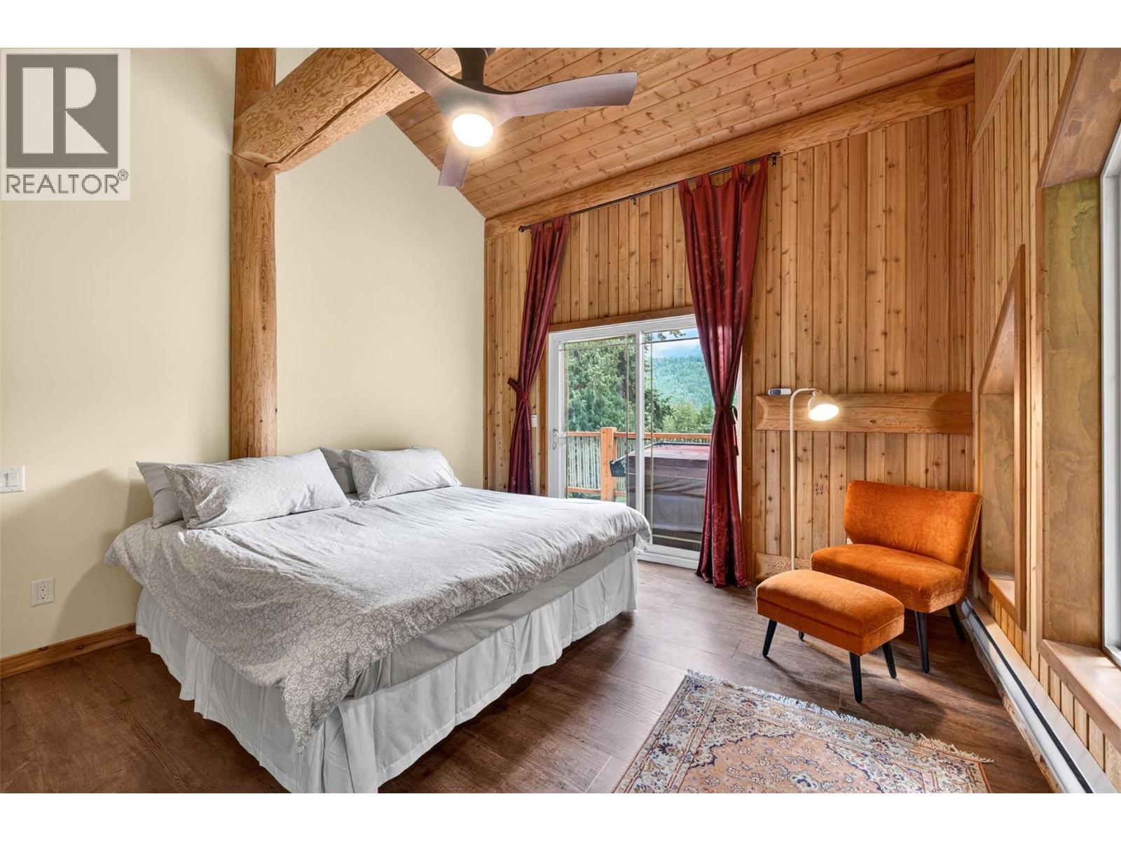 2030 Solsqua-Sicamous Road, Sicamous, British Columbia  V0E 2V4 - Photo 20 - 10389511