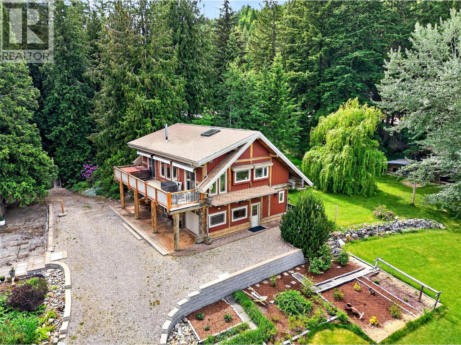 2030 Solsqua-Sicamous Road, Sicamous, British Columbia  V0E 2V4 - Photo 2 - 10389511