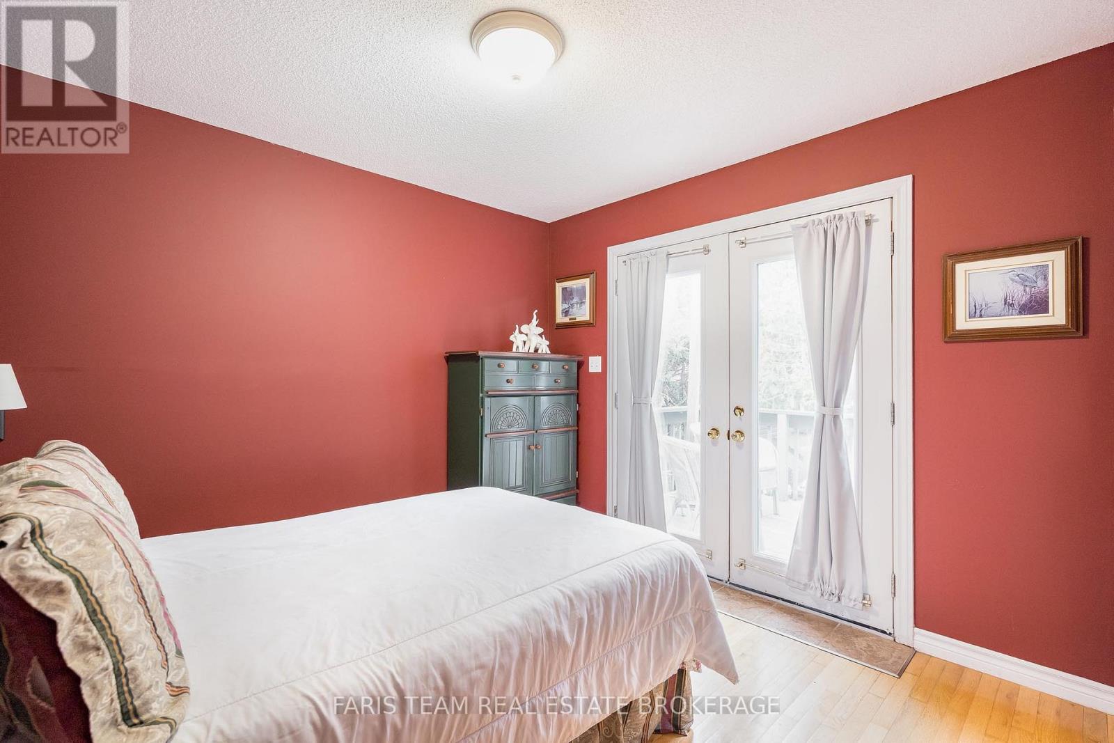 46 Greenwood Avenue, Oro-Medonte, Ontario  L0K 1E0 - Photo 13 - S13235970
