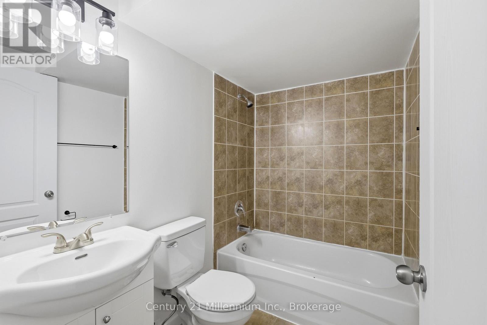25 William Paddison Drive, Barrie (Georgian Drive), Ontario  L4M 0G3 - Photo 18 - S13235344
