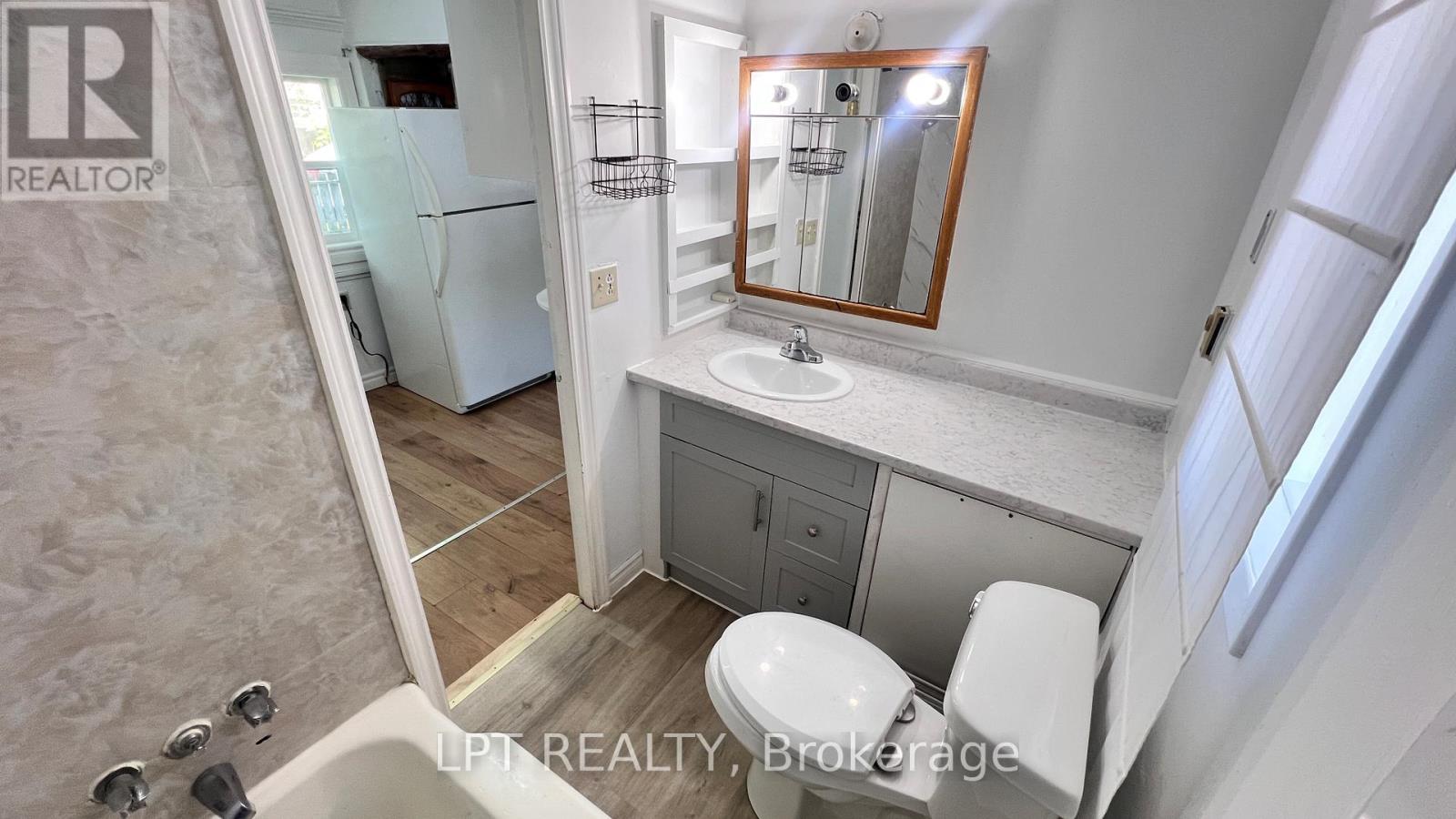 50 Glenwood Drive, Wasaga Beach, Ontario  L9Z 2K5 - Photo 8 - S13236034