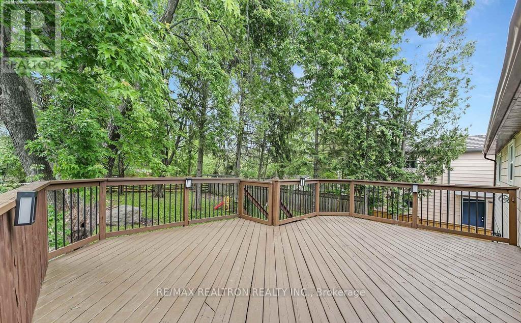 14 Chippawa Court, Barrie, Ontario  L4M 5N8 - Photo 35 - S13236054