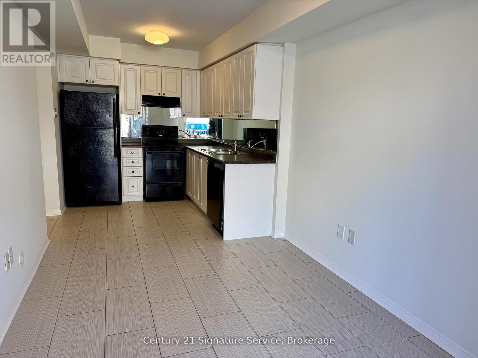 302 - 4975 Southampton Drive, Mississauga, Ontario  L5M 8E5 - Photo 7 - W13235872