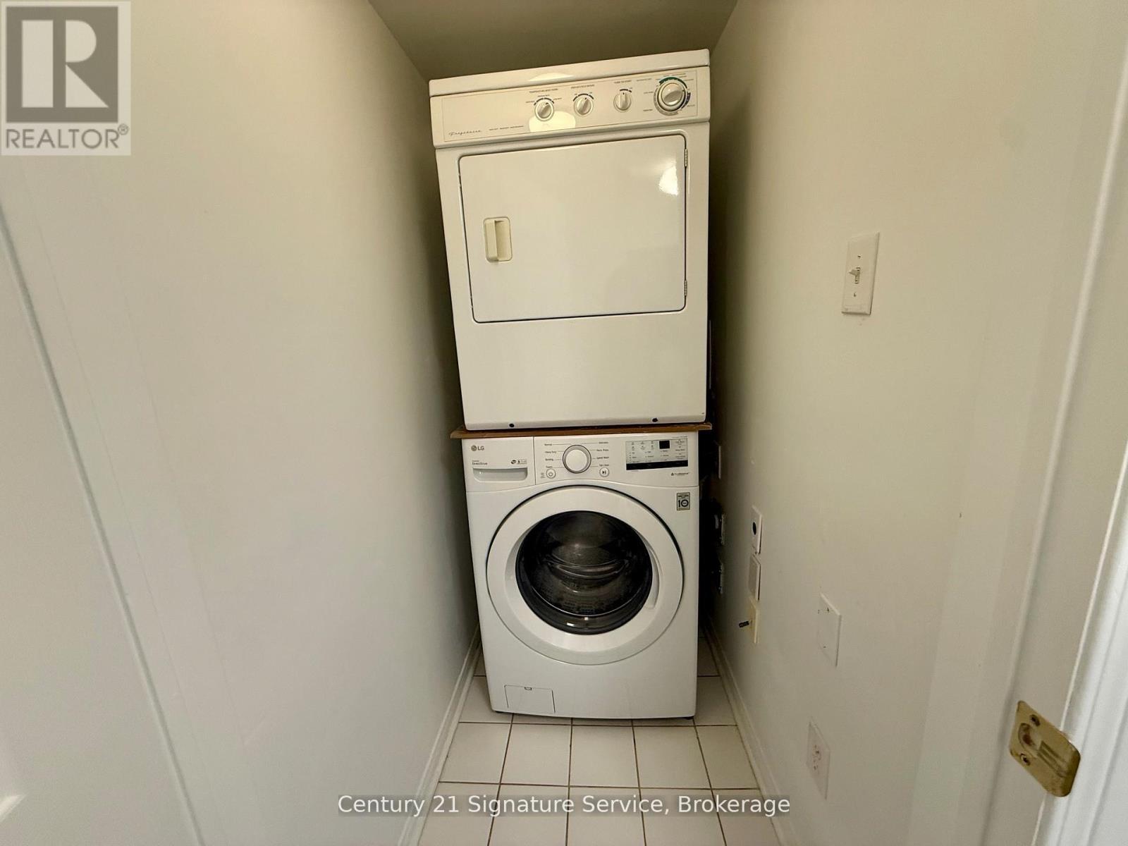 302 - 4975 Southampton Drive, Mississauga, Ontario  L5M 8E5 - Photo 8 - W13235872