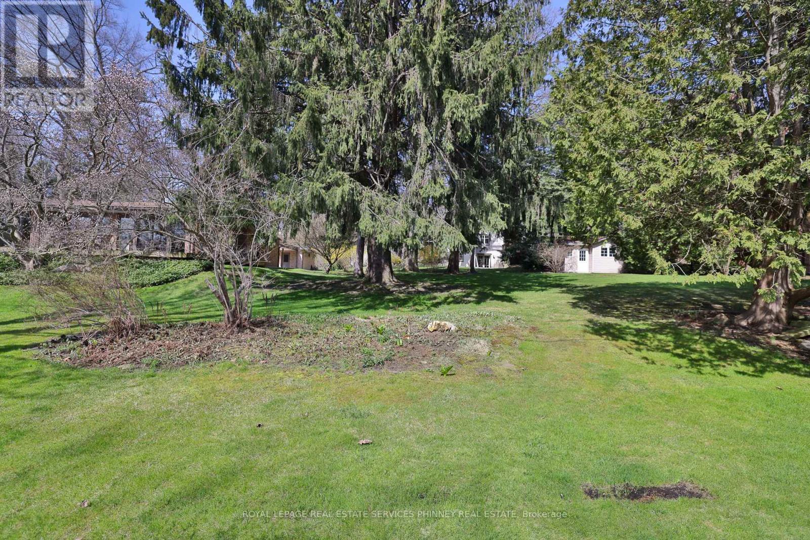 845 Chaucer Avenue, Mississauga, Ontario  L5H 2Z5 - Photo 2 - W13235928