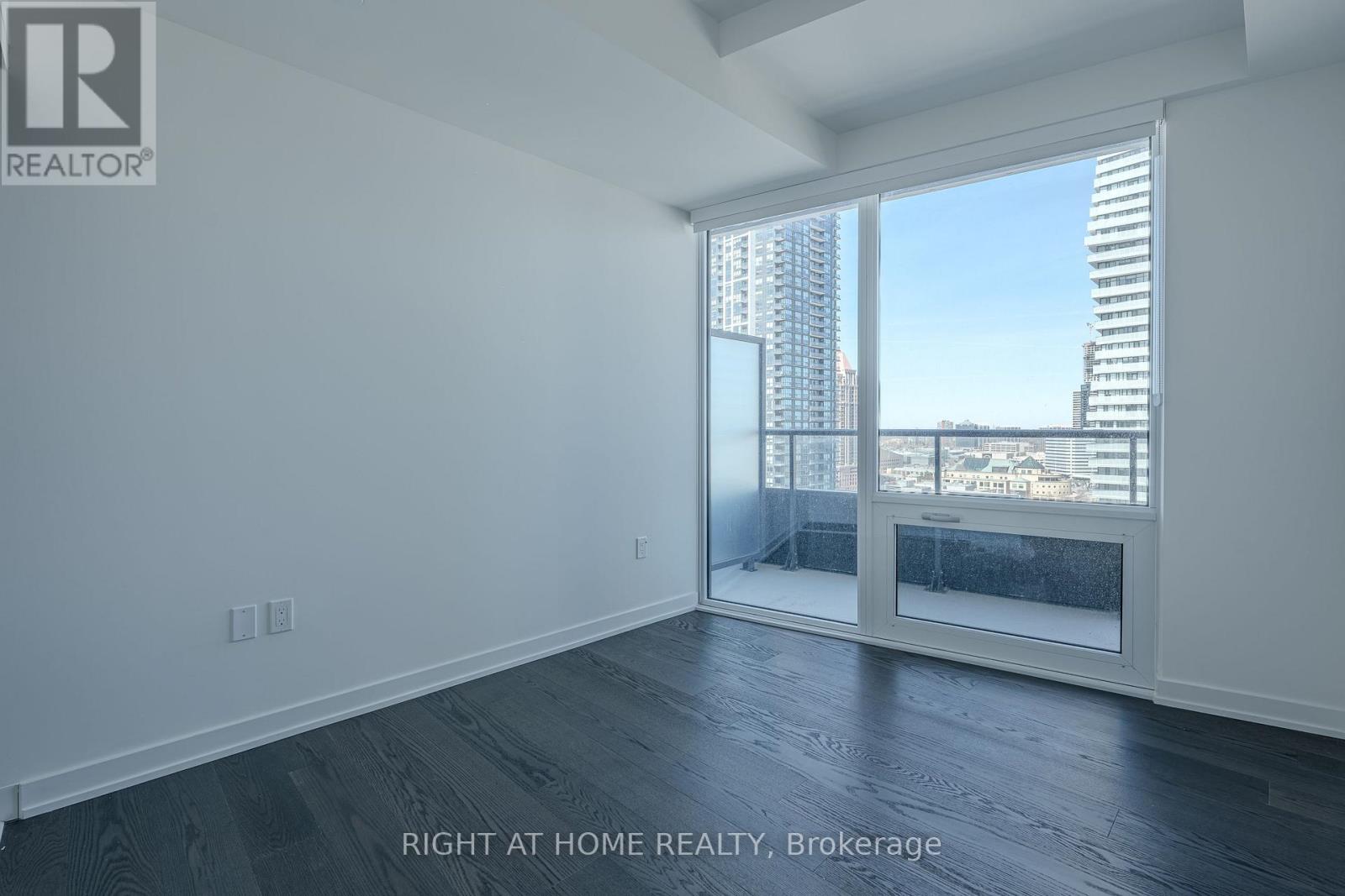 448 Burnhamthorpe Road, Mississauga, Ontario  L5B 4M6 - Photo 10 - W13235938