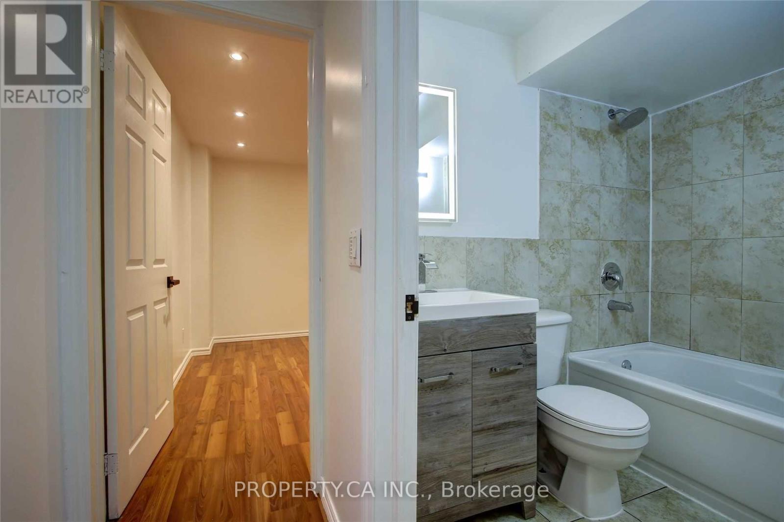 Lower - 1012 Ossington Avenue, Toronto, Ontario  M6G 3V6 - Photo 12 - W13235944