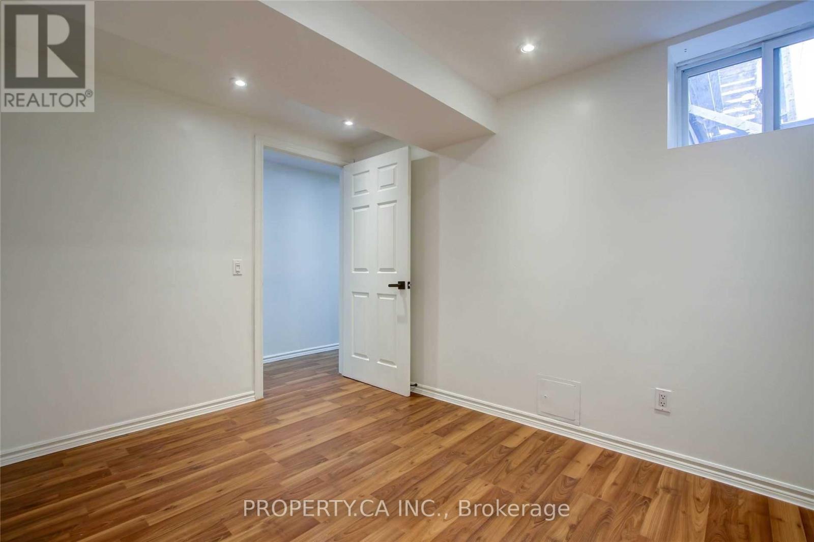 Lower - 1012 Ossington Avenue, Toronto, Ontario  M6G 3V6 - Photo 14 - W13235944