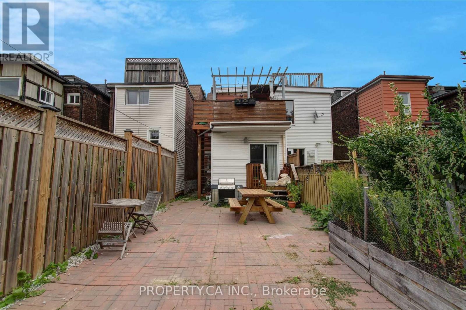 Lower - 1012 Ossington Avenue, Toronto, Ontario  M6G 3V6 - Photo 17 - W13235944