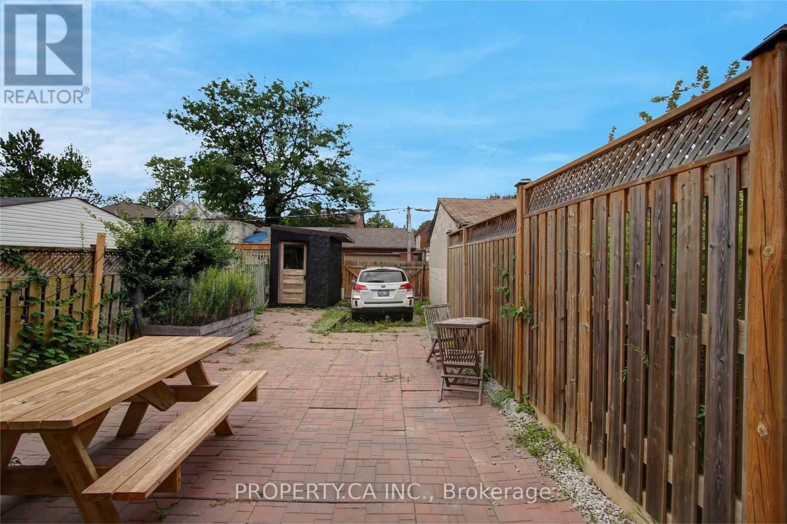 Lower - 1012 Ossington Avenue, Toronto, Ontario  M6G 3V6 - Photo 18 - W13235944
