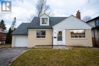 <div class="slider-price">$1,589,000</div><p>119 Wedgewood Drive, Toronto, Ontario</p>