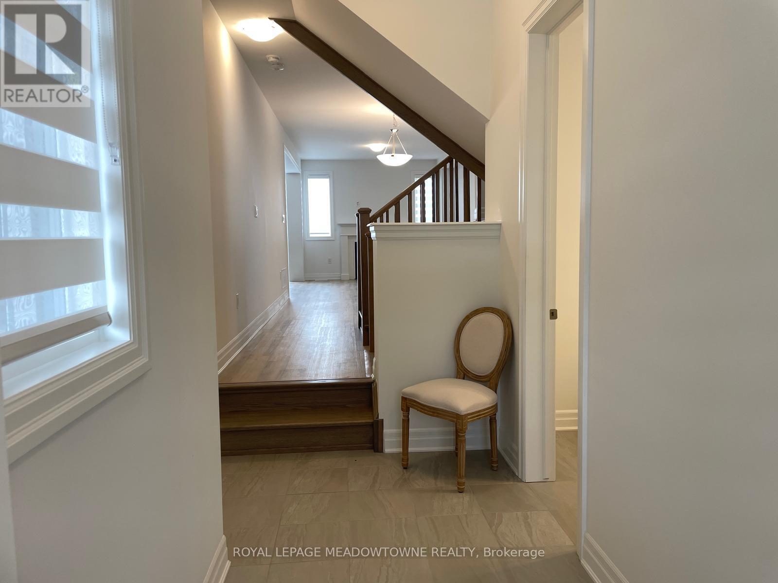 1163 Stirling Todd Terrace, Milton, Ontario  L9E 2E2 - Photo 3 - W13236122