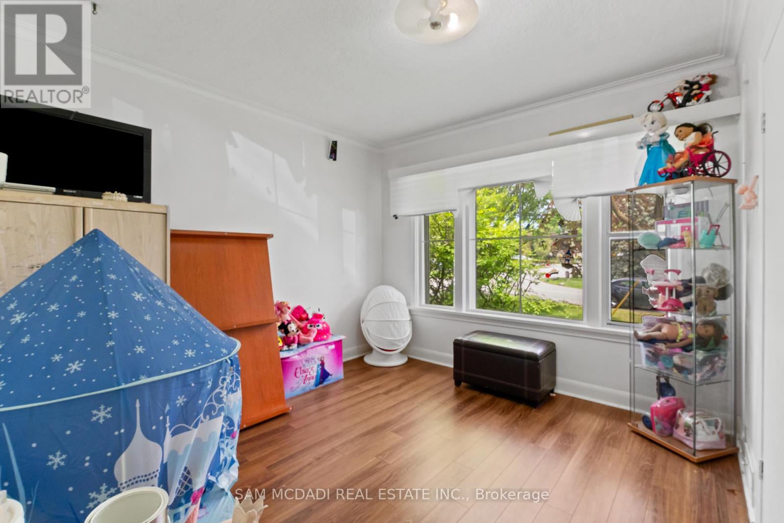 57 Westglen Crescent, Toronto, Ontario M9B 4R2 - Photo 20 - W13236126