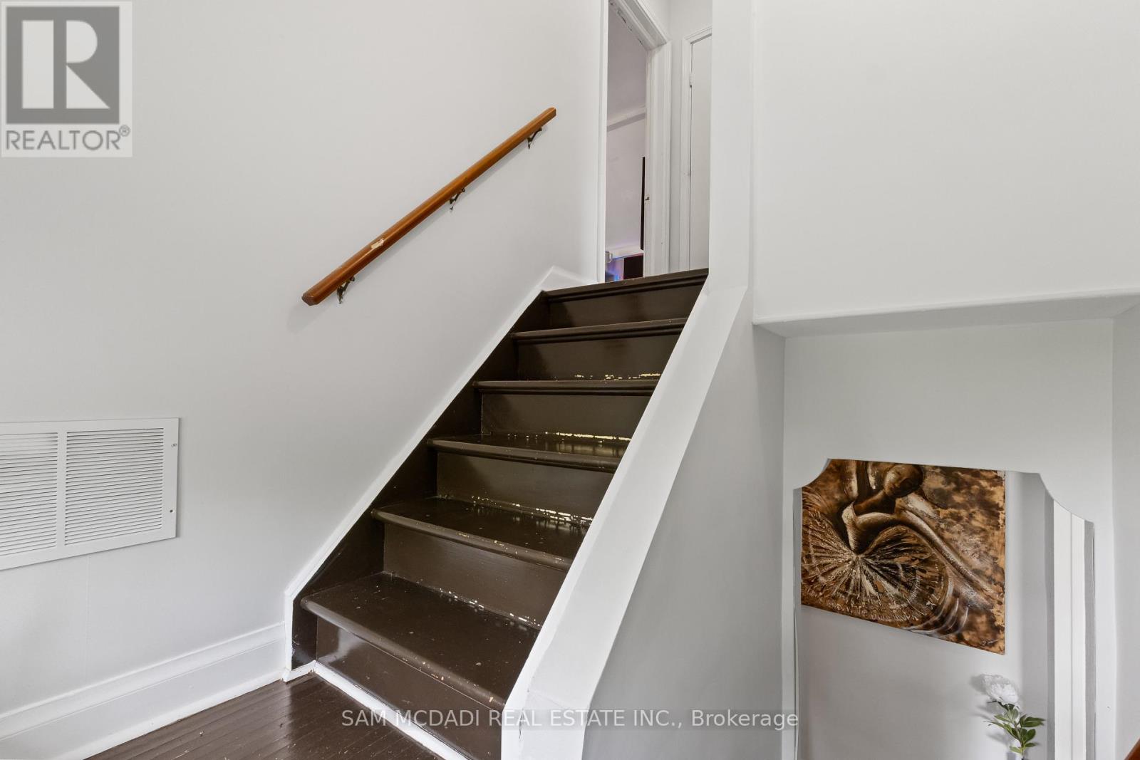 57 Westglen Crescent, Toronto, Ontario M9B 4R2 - Photo 22 - W13236126