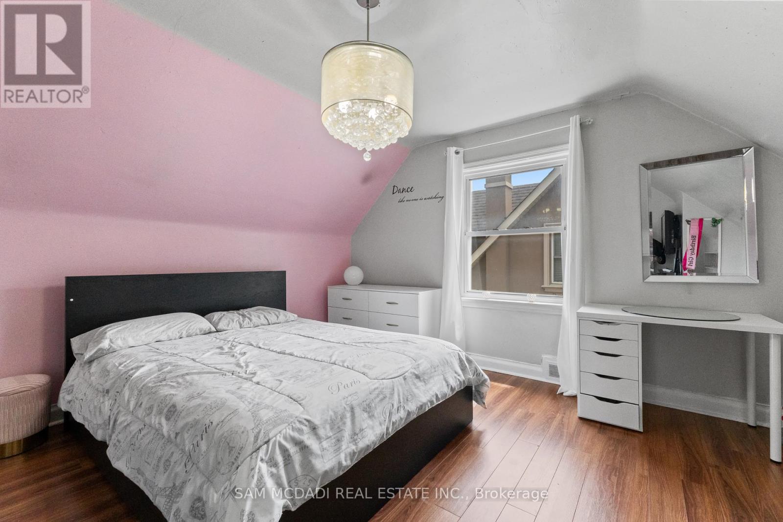 57 Westglen Crescent, Toronto, Ontario M9B 4R2 - Photo 27 - W13236126