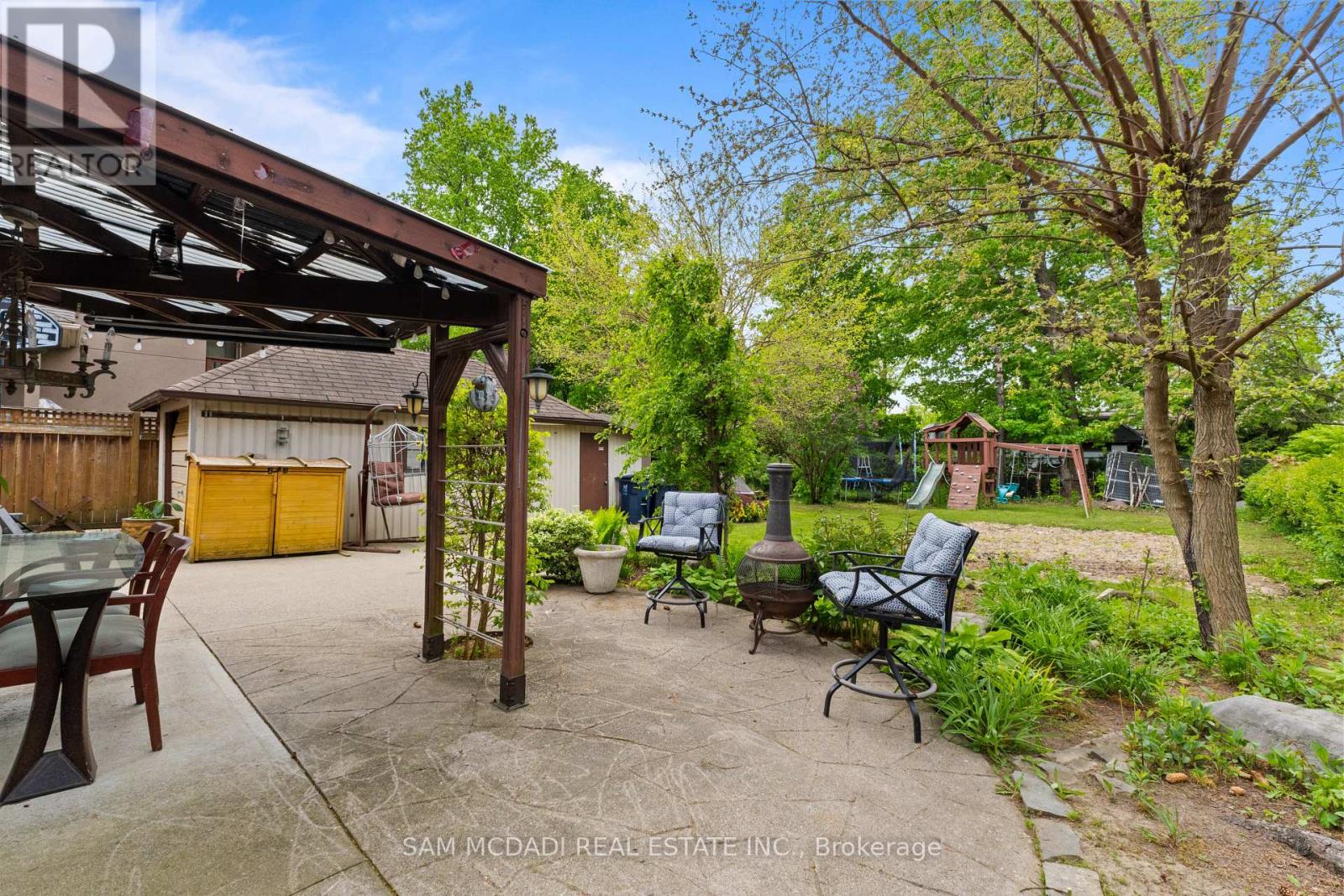 57 Westglen Crescent, Toronto, Ontario M9B 4R2 - Photo 30 - W13236126