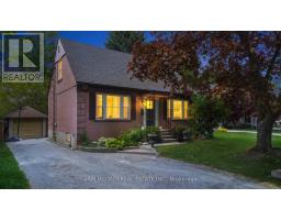 57 WESTGLEN CRESCENT, Toronto, Ontario