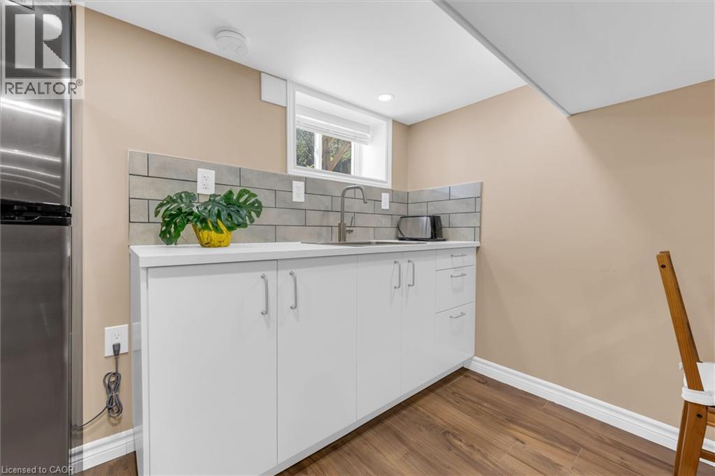 205 Ferguson Avenue S Unit# Lower, Hamilton, Ontario  L8N 2N2 - Photo 4 - 40836066
