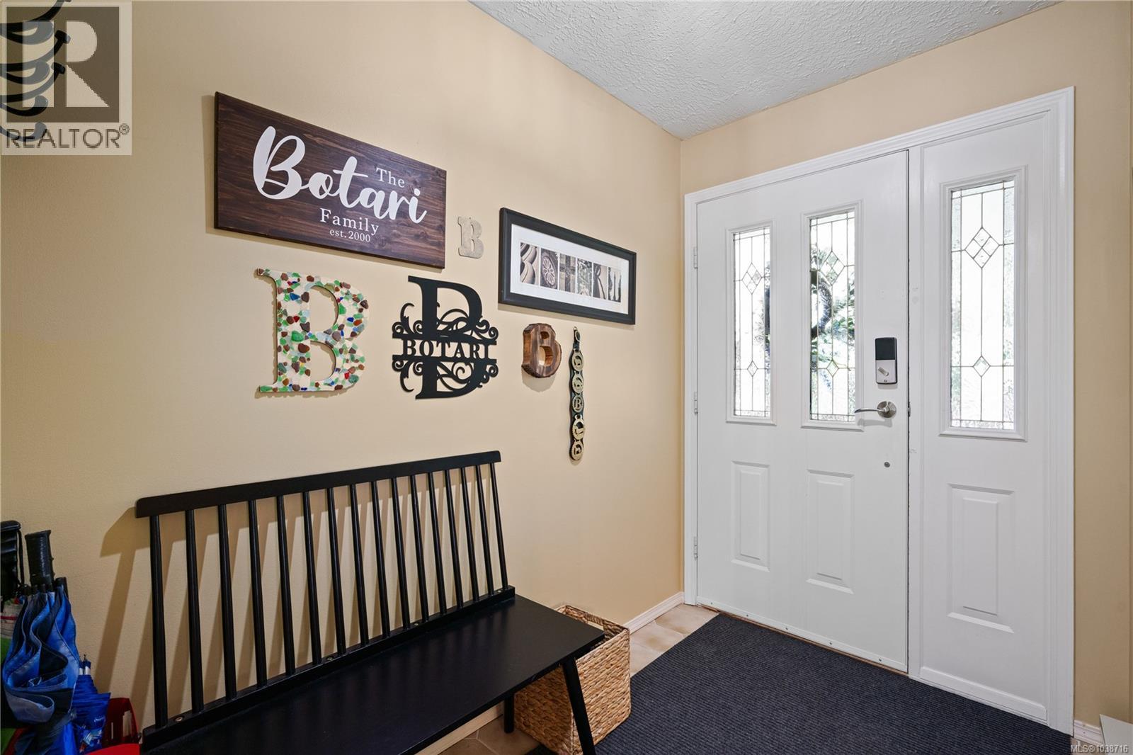 1599 Dean Park Rd, North Saanich, British Columbia  V8L 5E5 - Photo 4 - 1038716