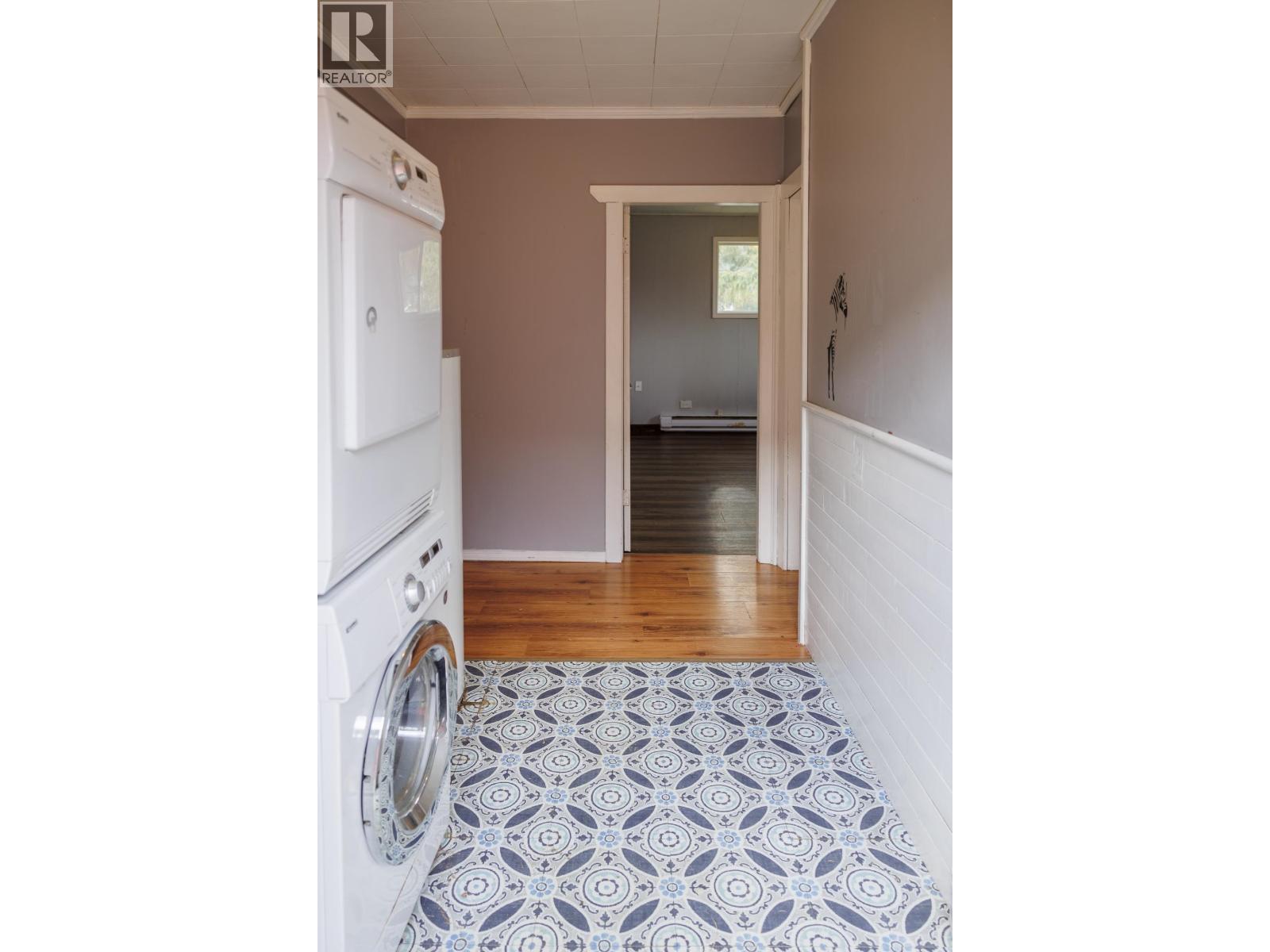 956 4th Avenue, Mcbride, British Columbia  V0J 2E0 - Photo 6 - R3115714
