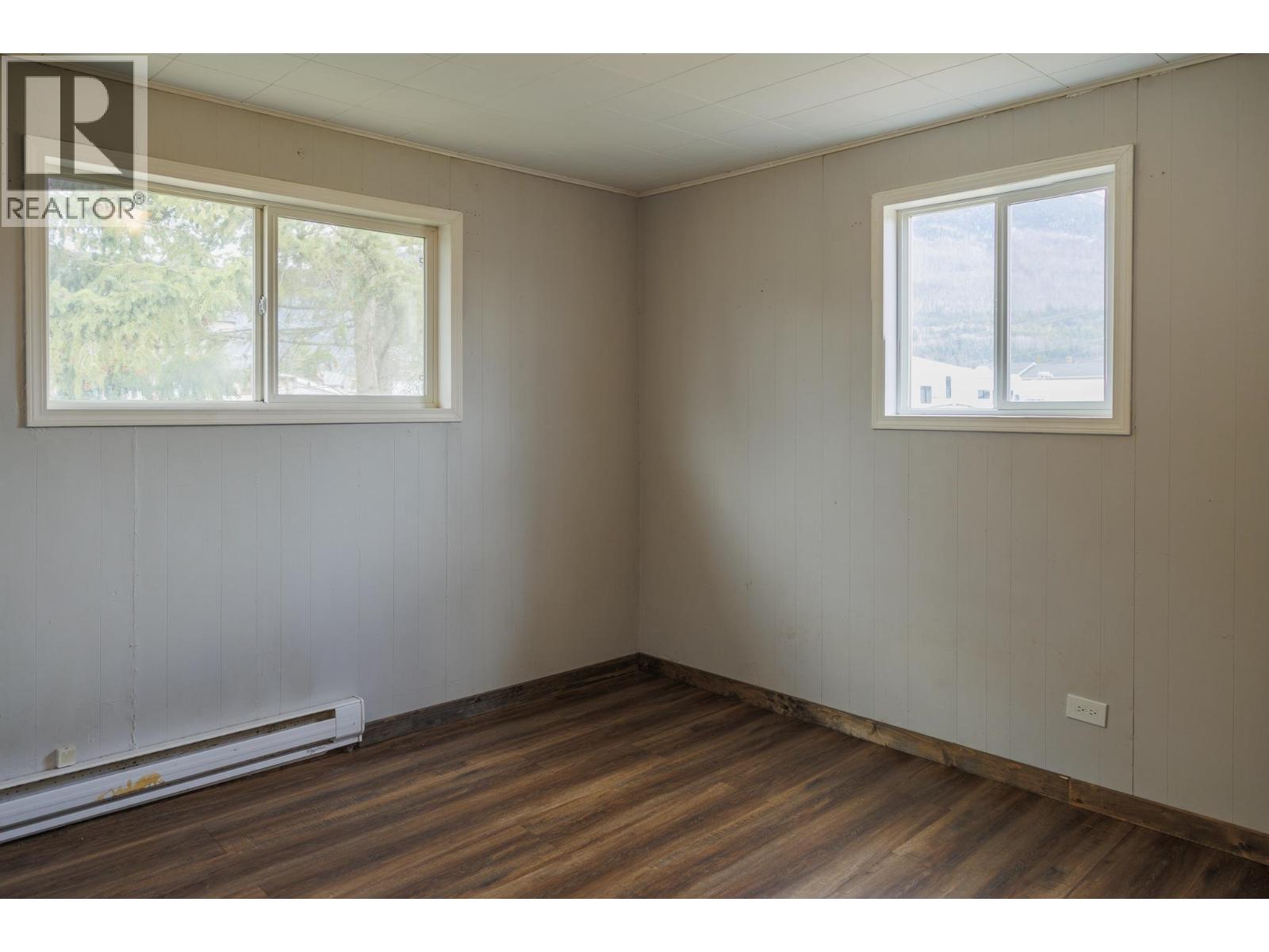 956 4th Avenue, Mcbride, British Columbia  V0J 2E0 - Photo 7 - R3115714