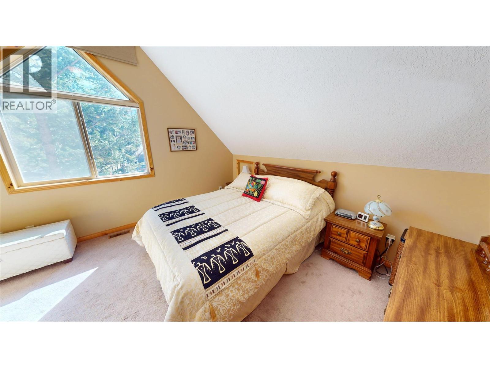 7490 Pine Cone Lane Radium Hot Springs Photo 17 7490 Pine Cone Lane Radium Hot Springs Photo 17